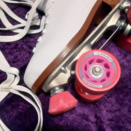 Sz 8 Women's Chicago CR400 Series Quad Roller Skates White Pink New Condition! - Picture 4 of 24