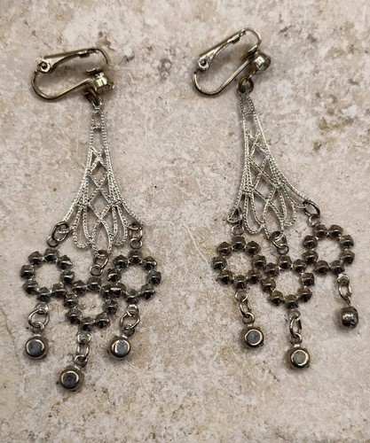 Pendientes colgantes vintage con clip colgante de diamantes de imitación tono plata - Imagen 7 de 9
