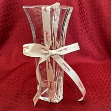 BACCARAT TALL TRIANGULAR RIBBED VASE 9 3/4"   N.I.B.