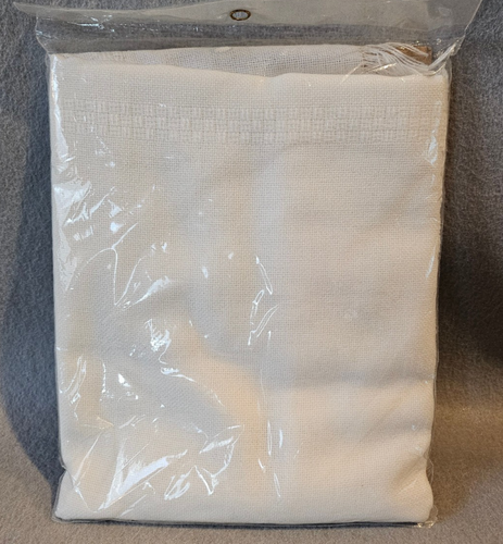 Janlynn Blank Babydecke mit Fransen weiß 34 x 44" Nr. 990-6180 - Bild 5 von 6