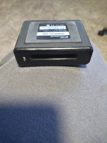 Lexar Workflow HR1 Hub with 4x CF Card Readers - USB 3.0 - Picture 5 of 6