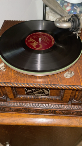 EVA TAYLOR - I'VE GOT THE YES! WE HAVE NO BANANA BLUES / OH! DADDY BLUES - Vídeo 1 de 1