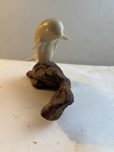 Vntg John Perry White Beluga Whale Sculpture on Burl Wood Sea Life Art Figurine - Picture 8 of 24