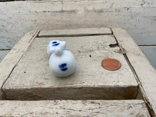 Mini estatuilla de gato vintage de porcelana azul de Delft, 2,5 pulgadas - Imagen 2 de 5