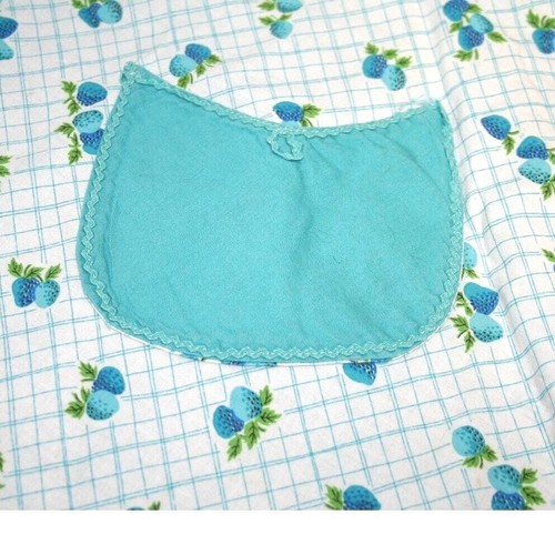Vintage Handmade Reversible Half Apron Ric Rac Trim Pockets Strawberry Plaid - Picture 3 of 8