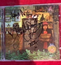 BADLY DRAWN BOY ~ ONE PLUS ONE IS ONE   2004 US CD AUTOGRAPHED ON INSERT  MINT- 