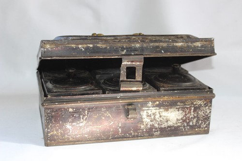 Antique Spice Box American Painted Tin Toleware Country Kitchen with Cannisters - Picture 12 of 12