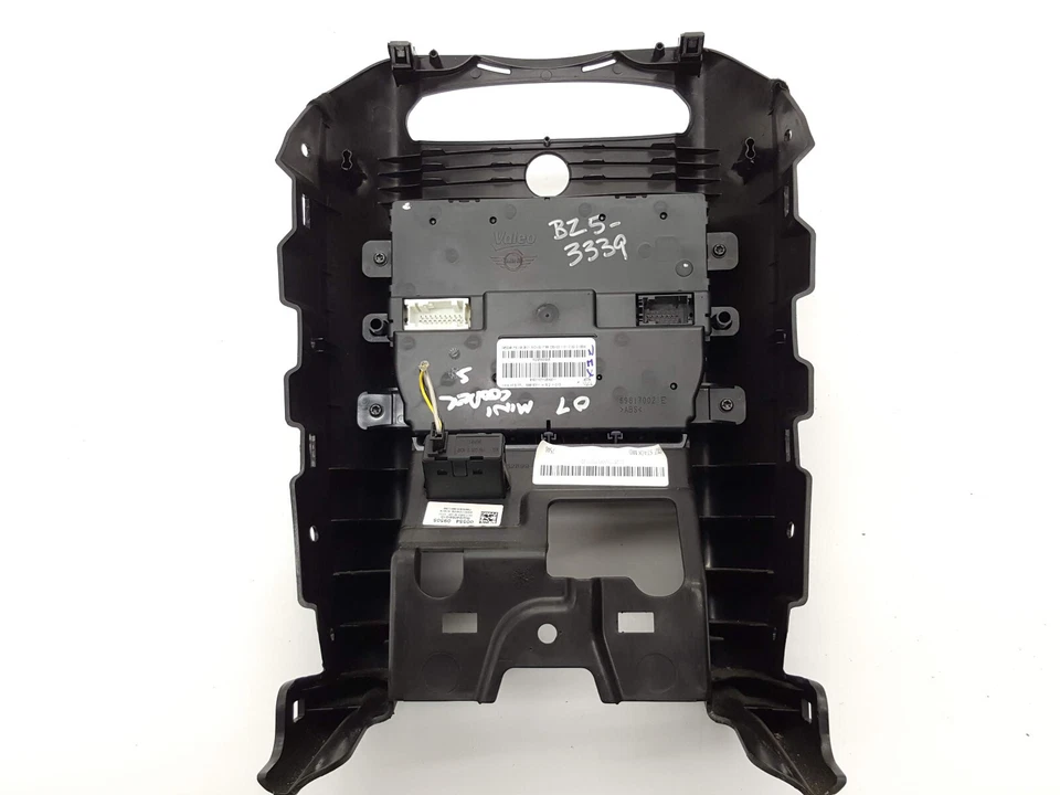 2007-2013 BMW Mini Cooper OEM Climate / Window Control / Fog Light Bezel - Imagem 4 de 4