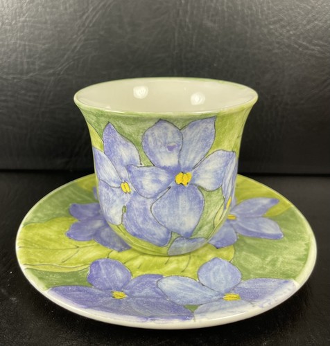 Taza y platillo Ernestine Cannon Salerno Italia púrpura verde floral pintado a mano - Imagen 3 de 8