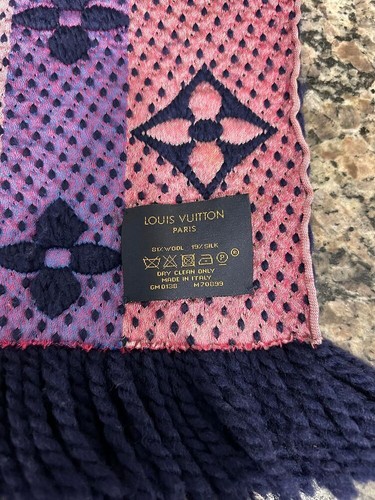 Louis Vuitton Rainbow Wool/Silk Logomania Scarf SPB-SAL (334799) - Picture 4 of 6