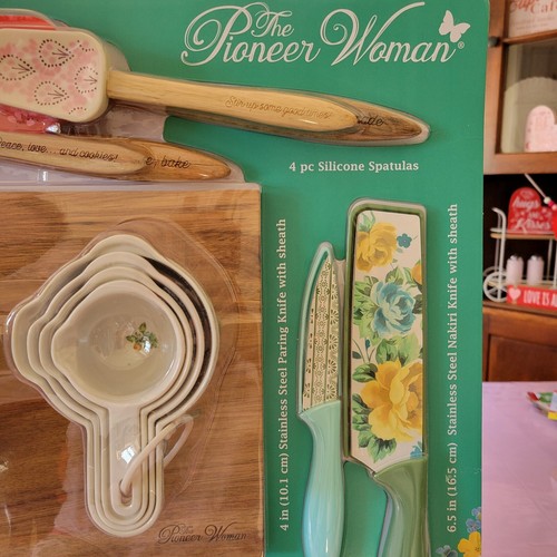 The Pioneer Woman Rose Shadow 20 Piece Kitchen Gadget Set Knife Spatula NIP! - Picture 5 of 15