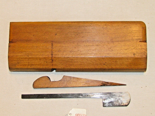 ROUND PLANE - O. L. REYNOLDS, MAKER, marked XIIII - (#18) **** - Picture 5 of 7