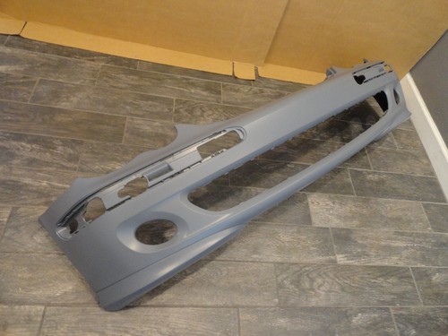NEW 2005 - 2007 Mercedes C Class C230 W203 Sport Front Bumper Cover A2038853025 - Picture 5 of 18