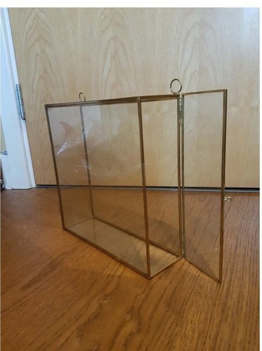 BNIB Like West Elm Glass Shadow Box frame Square Gold Edge Box Wedding 25x25x8cm