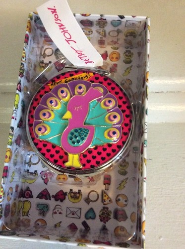 $35 Betsey Johnson Silvertone Peacock Rhinestone Enameled Compact BPB6 - Picture 4 of 4