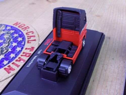 Malibu International HO Scale Volvo FH12 Tractor Lot #G19 #6400 - Picture 4 of 6