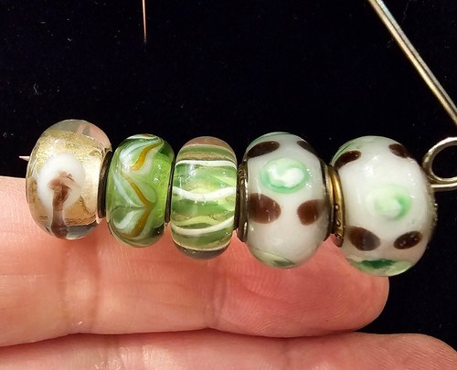 5 Murano Glass Charms Beads Lampwork Multicolor Green, Copper, Purple - Picture 2 of 10