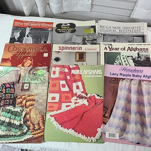 Lot Of 9 Vintage Crochet Afghans Patterns Bedspreads Home Booklets - Picture 1 of 24