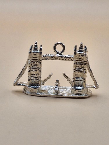 Charm ponte londra argento massiccio vintage splendidamente realizzato