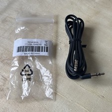 Motorola SKN6393A 3.5mm to 3.5mm 5' Auxiliary Cable iPhone, iPod, iPad, Android