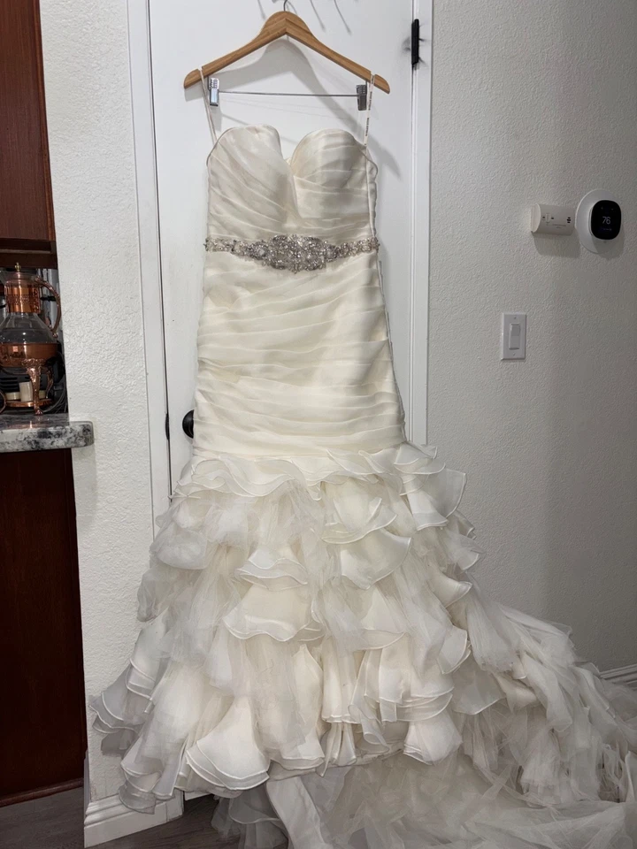 Vestido de novia Maggie Sottero Davina talla 12  Foto 3 de 4