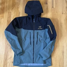 Arc’teryx Alpha SV Dark Magic Green and Black Rain Ski Jacket Size Medium