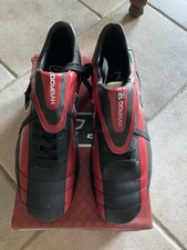 Boombah Women’s Cleats BNIB Size 9 Red and Black Free Shipping