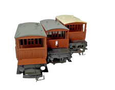 3x Triang/Hornby R16 OO Gauge 20t Standard Brake Van B952698/B952016/B952004