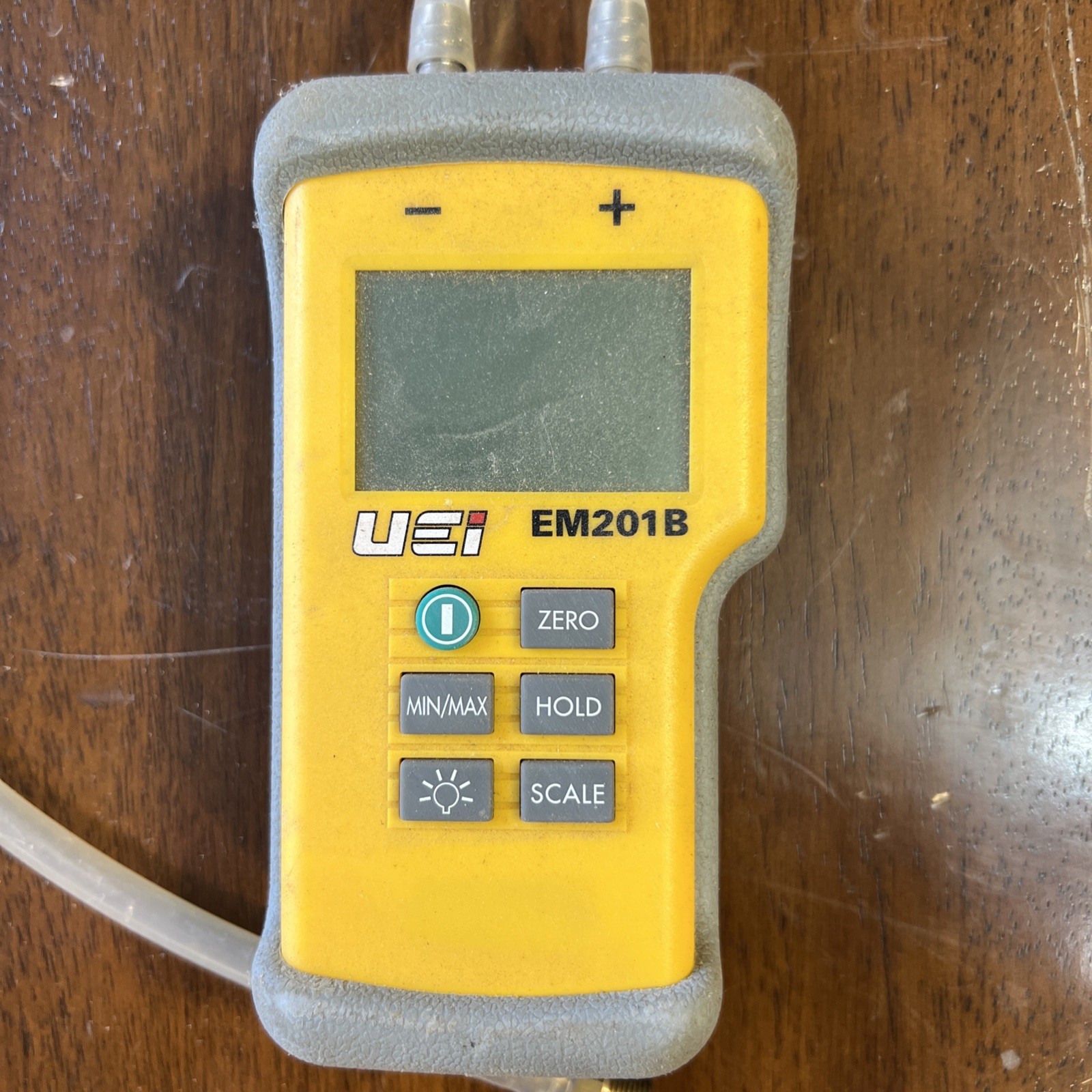 UEi Test Instruments EM201B Dual Input Differential Manometer