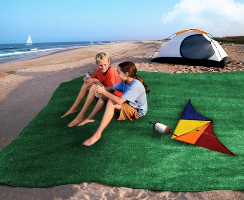 Versatile 10' x 10' Outdoor Turf Rug – Lightweight & Durable for Events - Picture 5 of 9