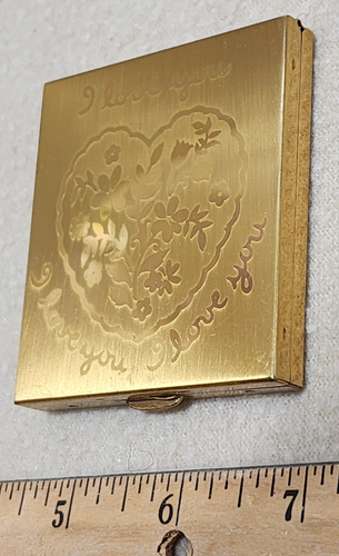 Vintage Metal Gold Tone Compact Makeup Case Mirror Etched Heart "I Love You" - Picture 11 of 11