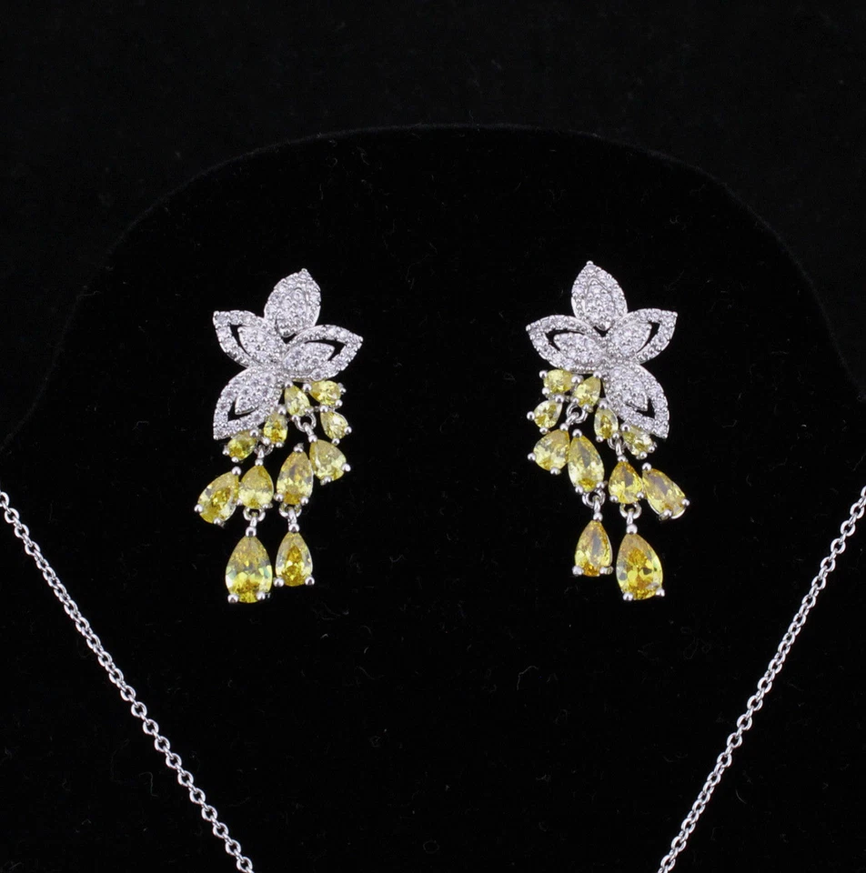 Conjunto de aretes colgantes de cristal de circonita cúbica con circonita cúbica de circonita cúbica de flor amarilla CZ907 Foto 4 de 4