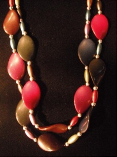 NECKLACE AND EARRINGS SET 16" NEW WITH TAGS 2 PIECE SET MULTI COLORED BEADED - Picture 2 of 3