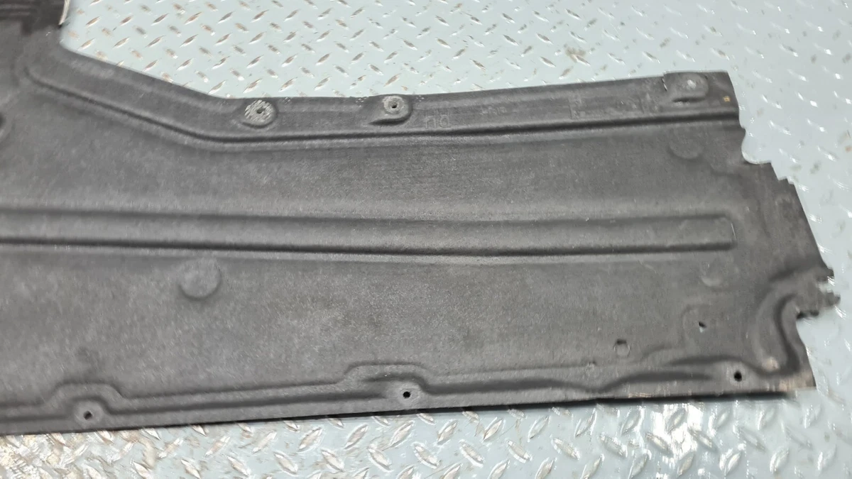 BMW M8 F93 UNDERBODY UNDERSHIELD PANELLING COVER RIGHT SIDE 