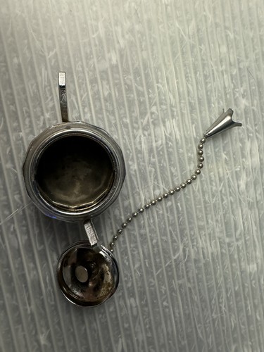 vintage Teapot shaped loose leaf TEA INFUSER - Picture 6 of 7