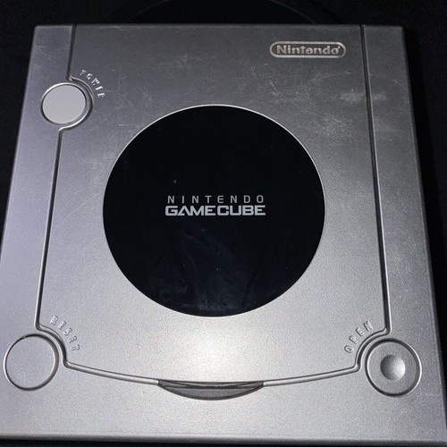 GameCube Nintendo Silver Platinum System Console With Cables DOL-101