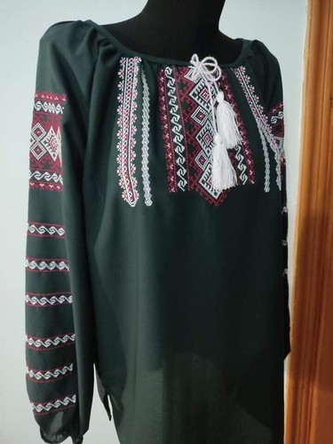 Ukrainian Embroidered Dress Vyshyvanka embroidery - Picture 15 of 15