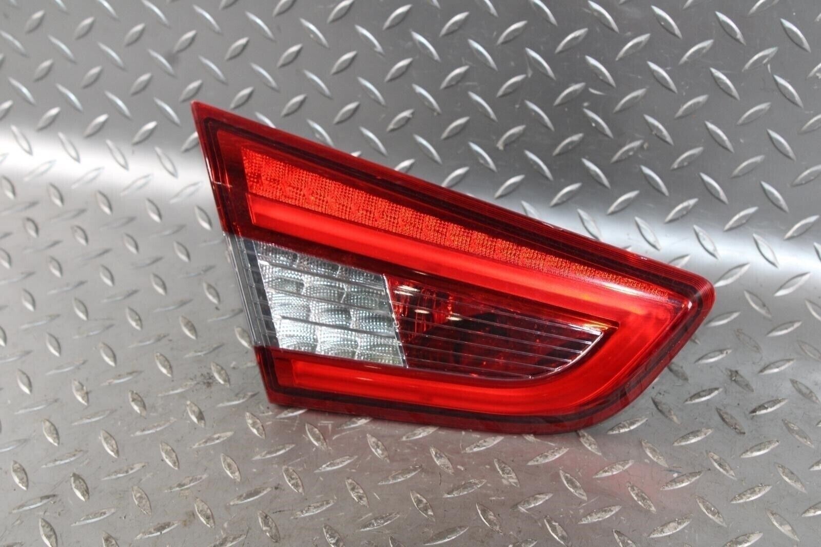 Maserati Ghibli 2014-2019 Left Light lens