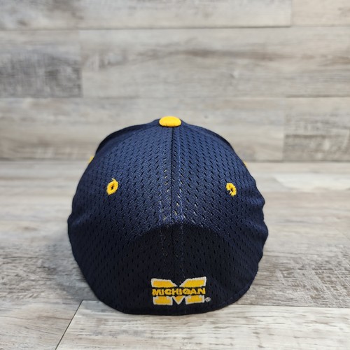 Michigan State Wolverines NCAA Football Adult Mens Fitted Size 7 1/8 - Picture 3 of 6