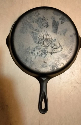 Vtg.Griswold SBL #8 Cast Iron Skillet Erie PA. In Restored Condition with Logo