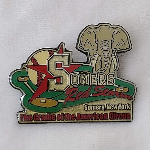 Cooperstown Dreams Park Baseball Trading Pin Somers Red Storm NY Zirkuswiege - Bild 2 von 5