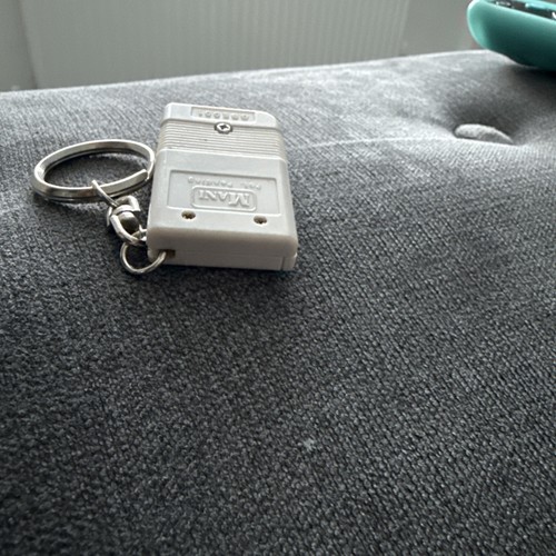 Vintage 1990s Nintendo Gameboy Time Boy Keyring Watch Magazine Cover Gift - Picture 7 of 8