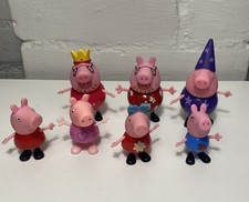 Lot of 7 Peppa Pig Family  Friends Toy Figures 2003 Jazwares