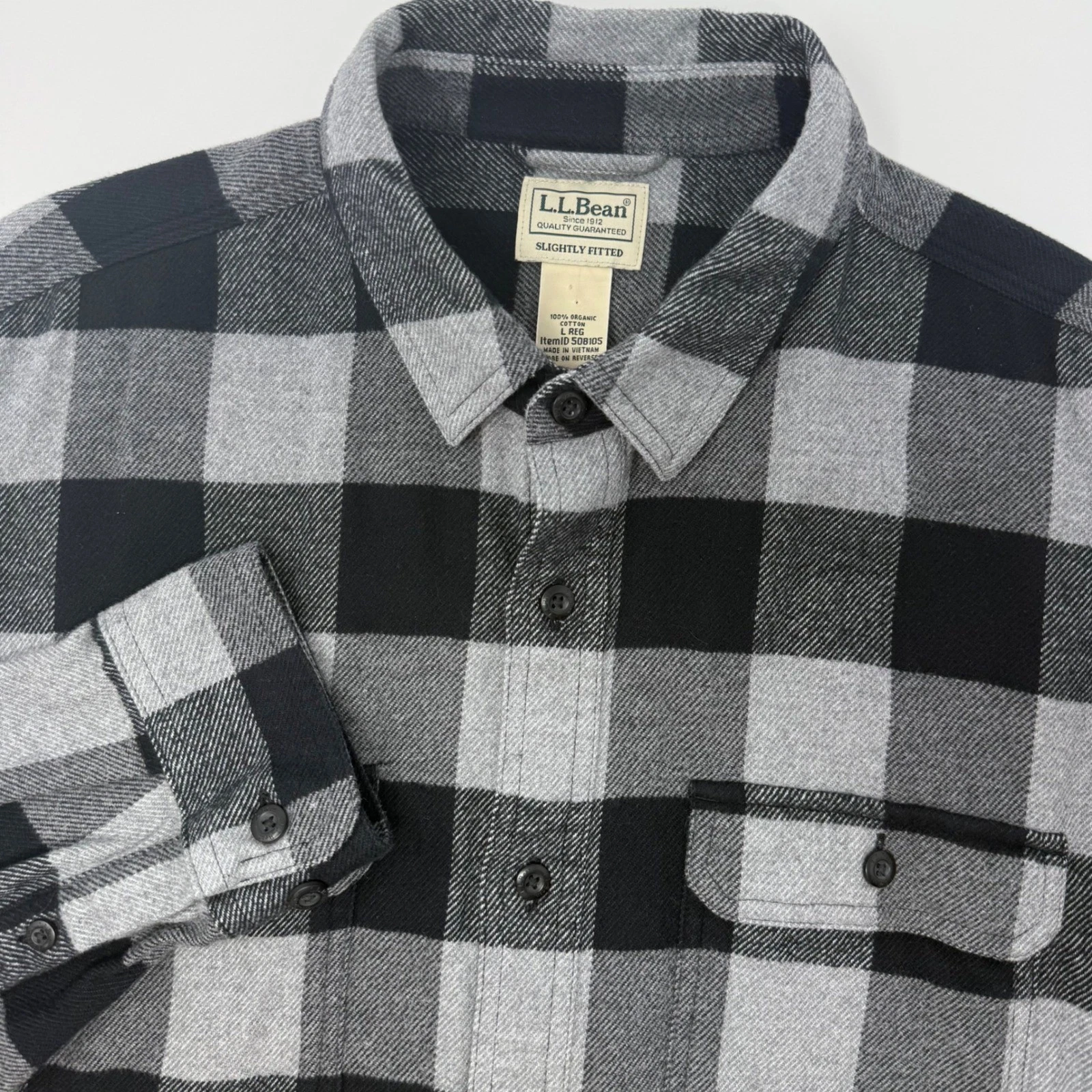 LL Bean Mens Large Slightly Fitted Flannel Shirt Gray Black Buffalo Check 508105