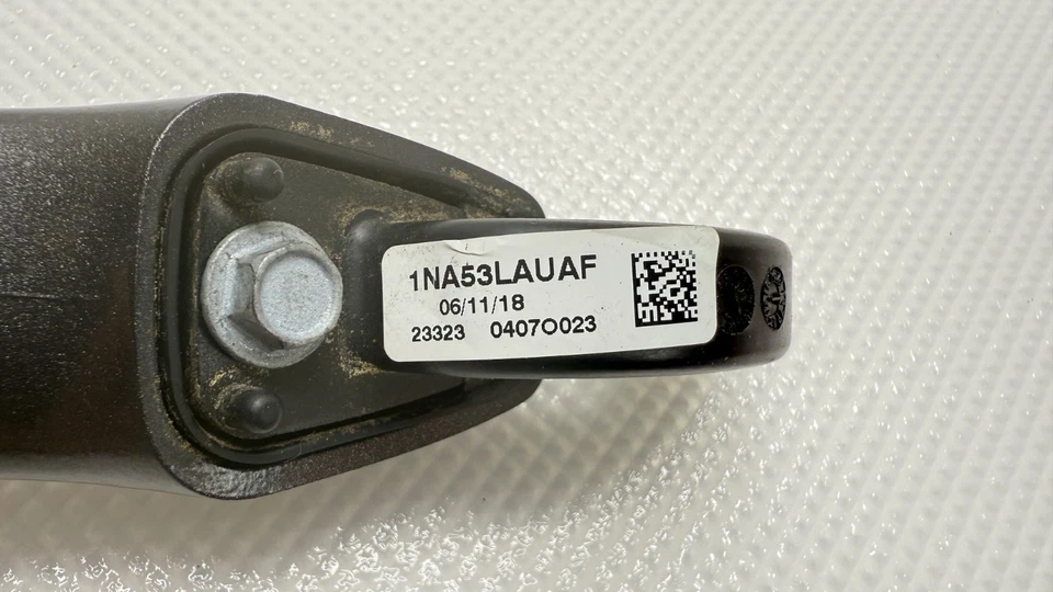 Dodge Grand Caravan 2014-2020 manija de puerta exterior delantera izquierda 1na53lauaf OEM Foto 4 de 4