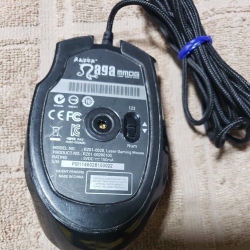 Razer Naga MMOG Gaming Mouse Model RZ01-0028 For Parts no working - Afbeelding 15 van 18