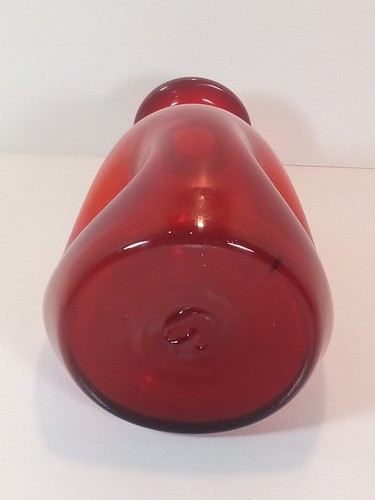 Vintage Ruby Red Pinch Blown Glass Decanter Triple Pinched No Stopper Rainbow - Picture 8 of 17