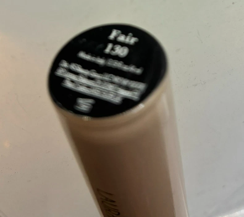 Laura Geller The Ideal Fix Concealer Fair Shade 0.13oz 4ml - Image 3 of 4