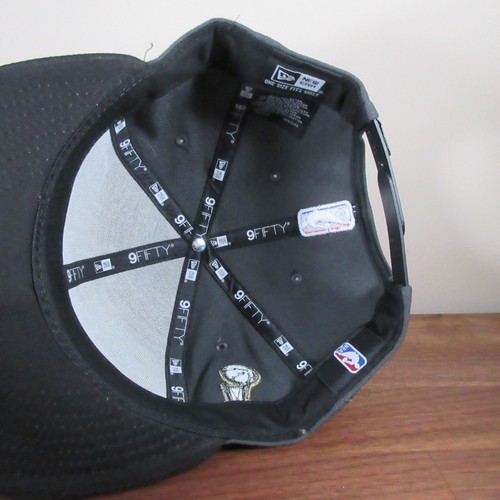 Milwaukee Bucks Hat Cap 2021 NBA Champions Snap Back Gray New Era Blockhead - Picture 6 of 10