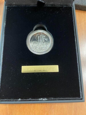 MONSTER HUNTER 15th 記念メダル　ONE ZENNY Monster Hunter 1 Zenny Medal Novelty 15th Anniversary